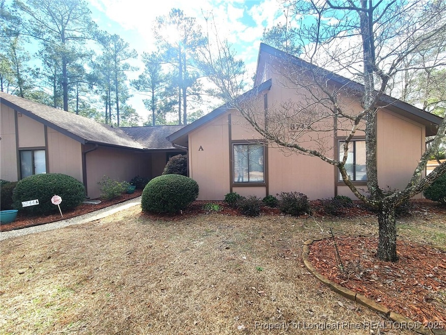 6744 Irongate Dr unit A, Fayetteville, NC 28306 - photo 1