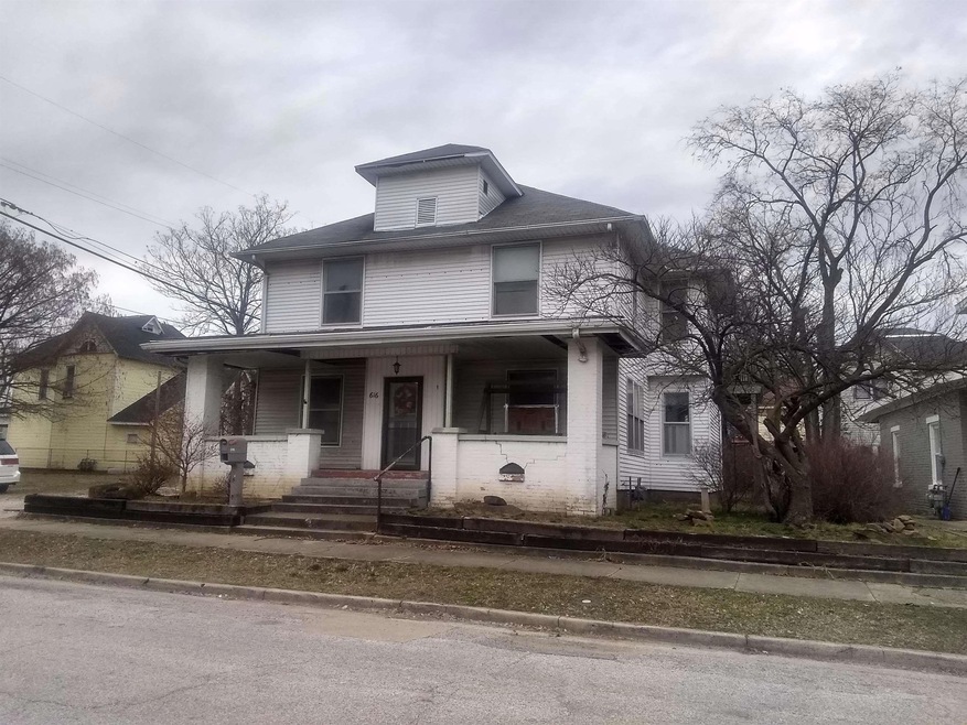 Note Concrete Covered Front Porch complete with Po