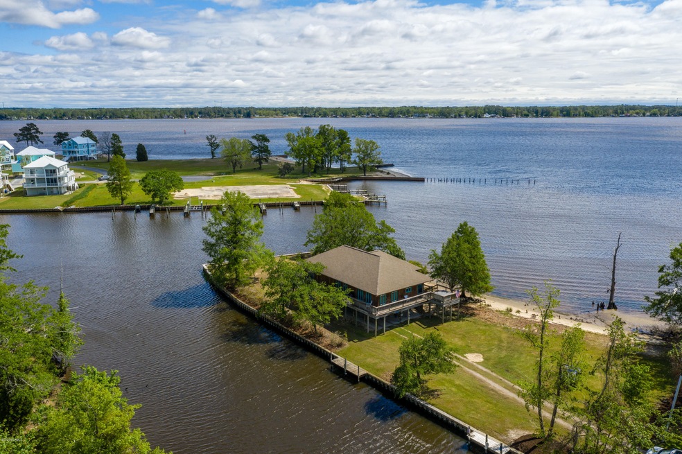 938 E Bayside-15