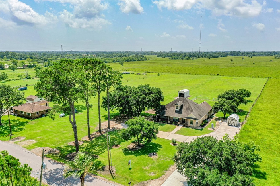3528 County Road 531, Alvin, TX 77511 - photo 1