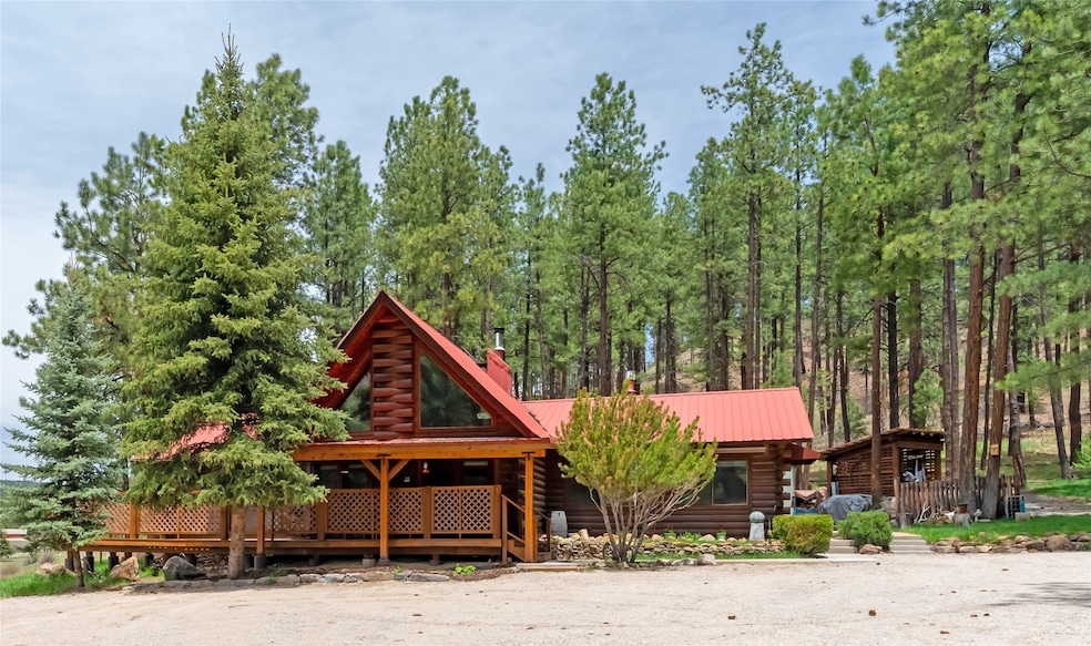 For Sale $915,000