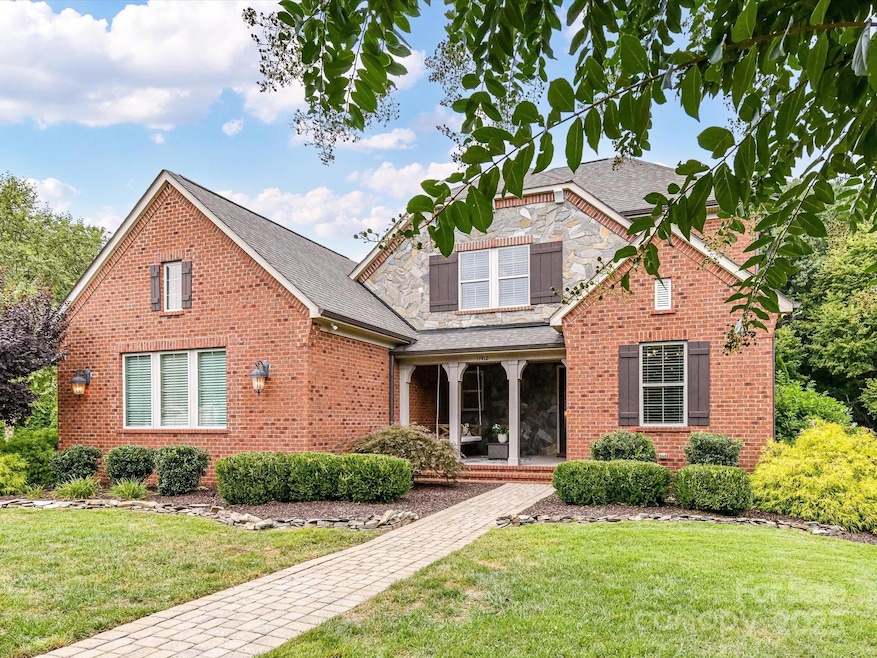 Sold $1,290,000 • Co-Listing Agent