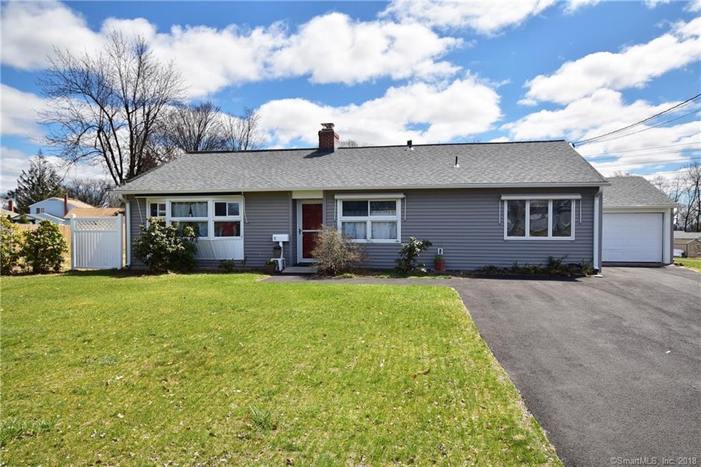Welcome Home, enjoy the big front yard
