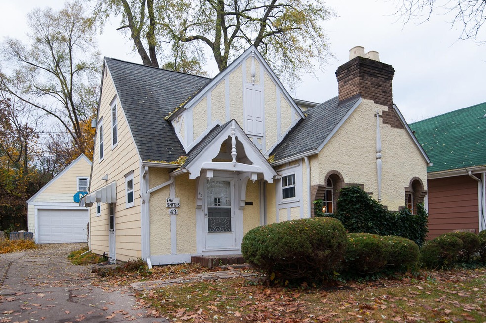 43 N Broad St (2 of 37)