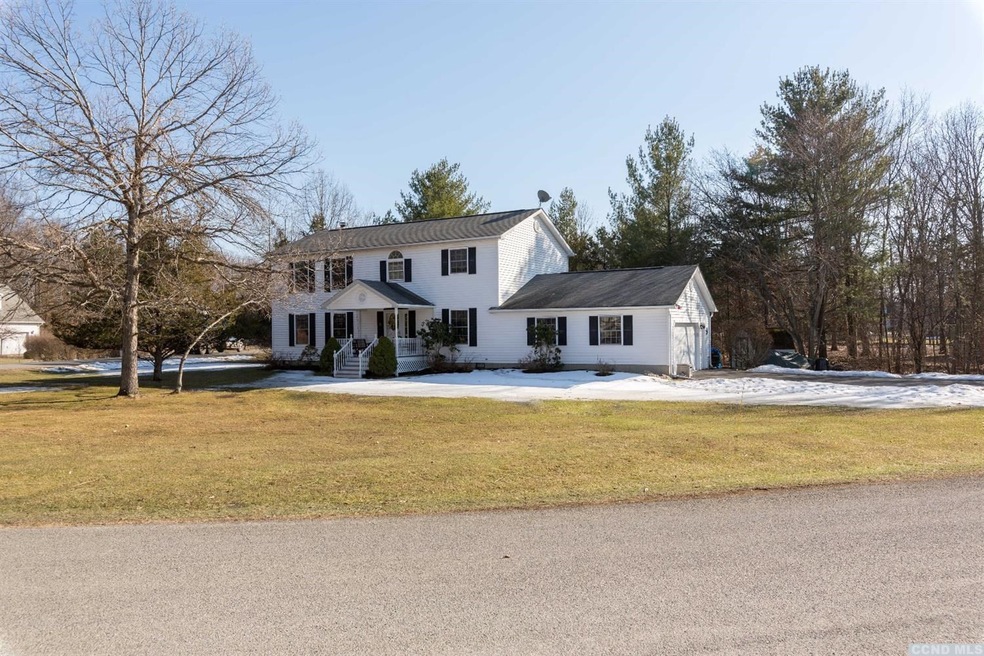 4 Lisa Ln, Tivoli, NY 12583 - photo 1