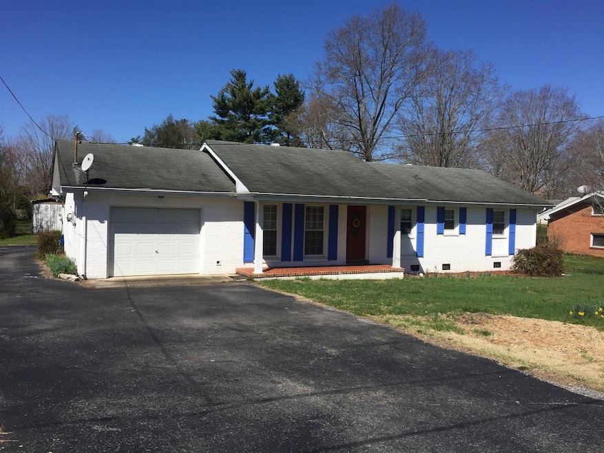 518 Mckellar Dr, Manchester, TN 37355 - photo 1