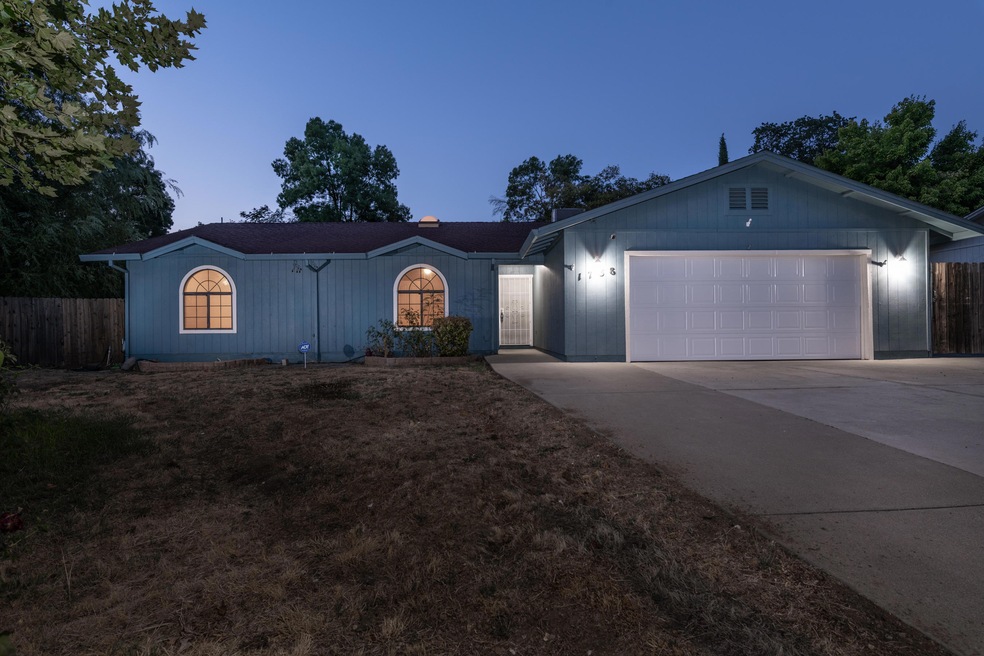1738 Almaden Dr, Redding, CA 96001 - photo 1