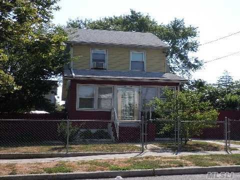 7309 160th St, Fresh Meadows, NY 11366 - photo 1