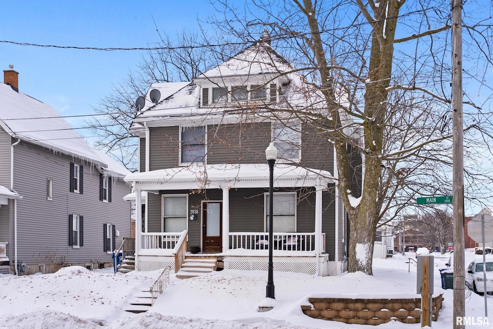 2036 N Main St, Davenport, IA 52803 - photo 1