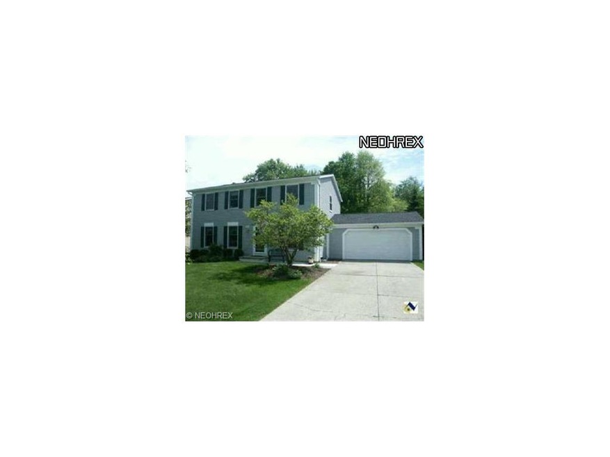 Beauiful Home in Liberty Hills! Walking Distance t