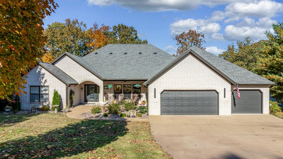 For Sale $739,000 • Co-Listing Agent