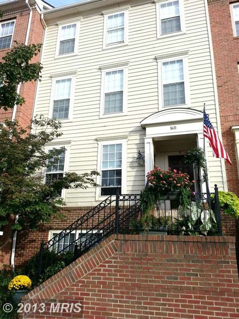 1611 Potomac Greens Dr unit A, Alexandria, VA 22314 - photo 1