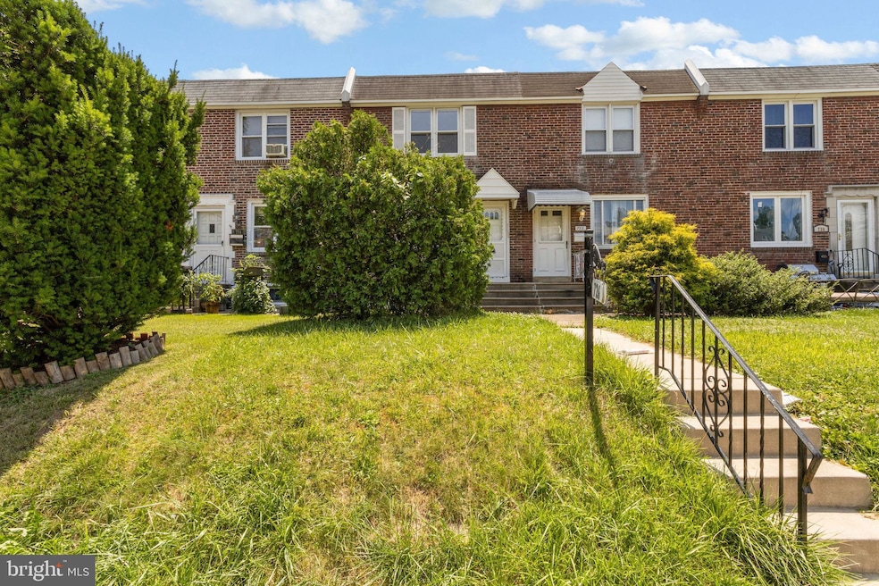 726 Rively Ave, Glenolden, PA 19036 - photo 1