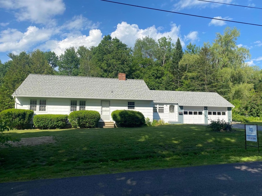 21 Fairview St, Gardiner, ME 04345 - photo 1