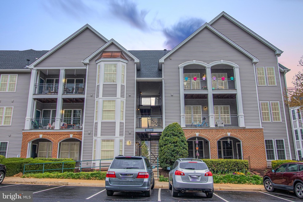 46614 Drysdale Terrace unit 201, Sterling, VA 20165 - photo 1