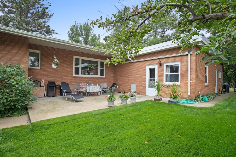 For Sale $685,000 • Co-Listing Agent