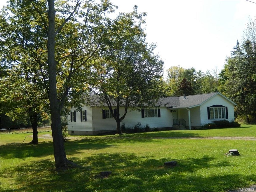 Welcome to 6937 Lake Shore Road!