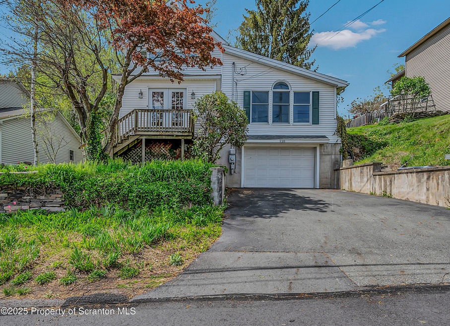 228 5th St unit L 35, Olyphant, PA 18447 - photo 1