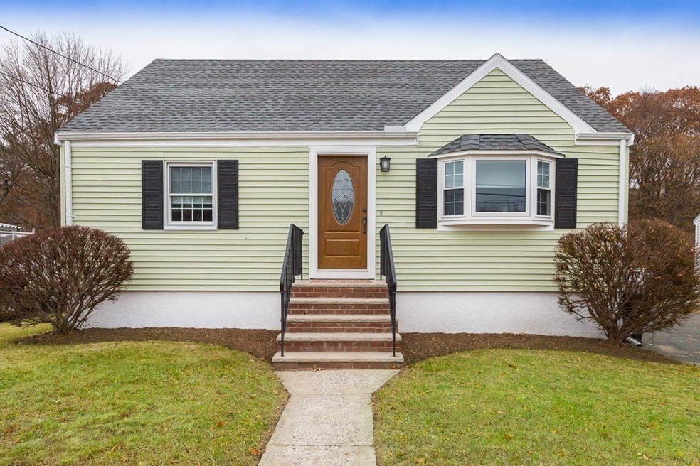 10 Oak Ave, Peabody, MA 01960 - photo 1