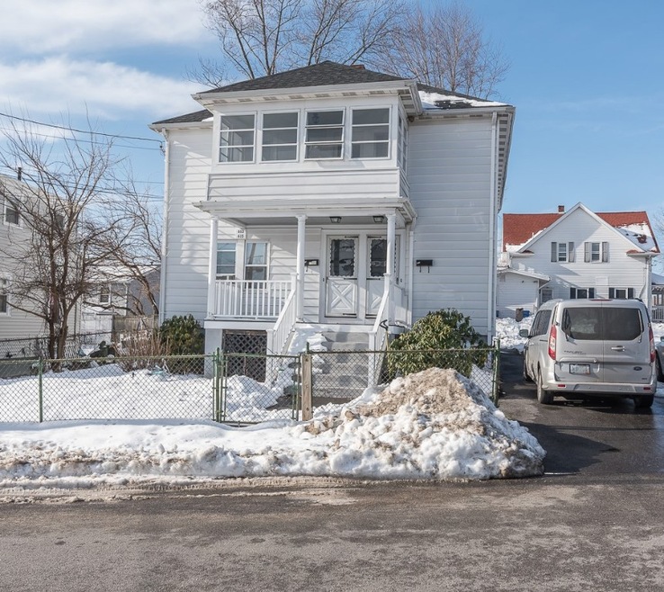 613 Laurel Hill Ave, Cranston, RI 02920 - photo 1