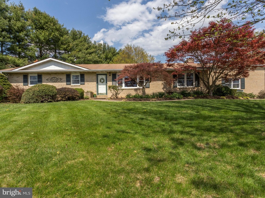 124 Heritage Ln, Sykesville, MD 21784 - photo 1