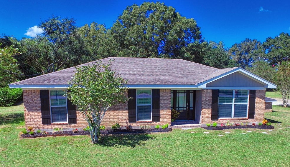 1 house front aerial 1