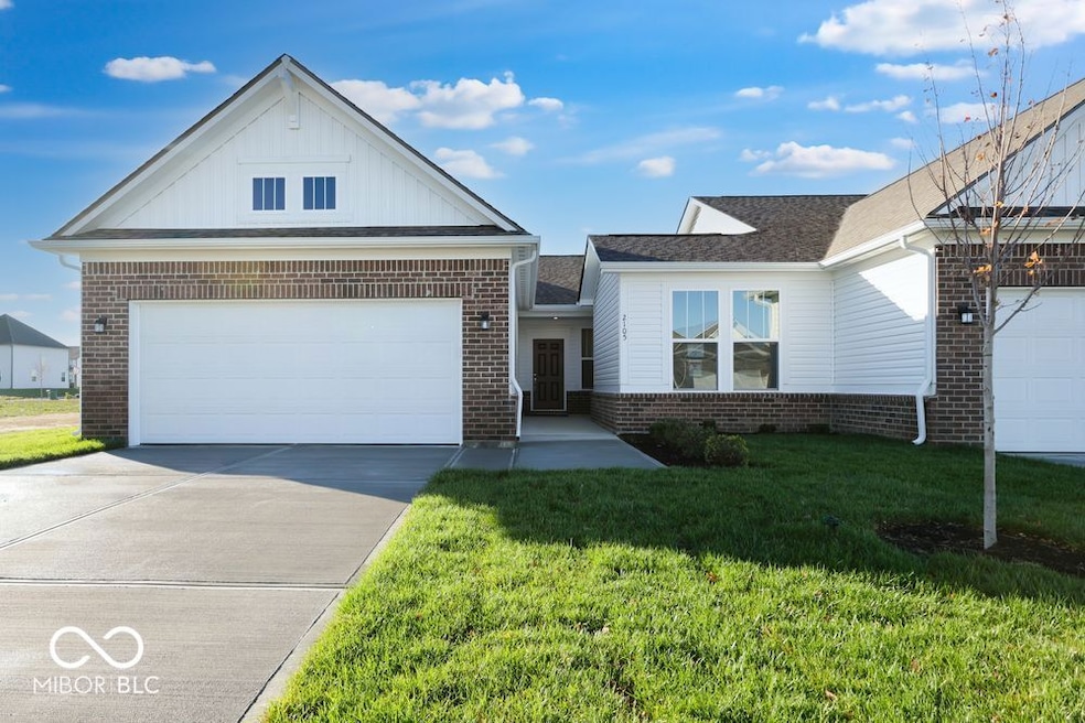 2105 Covey Dr, Danville, IN 46122 - photo 1