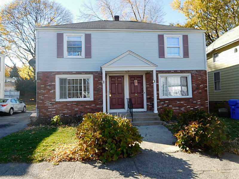 276 Lowden St, Pawtucket, RI 02860 - photo 1