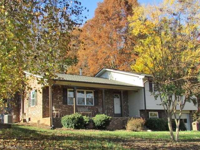 923 Central Falls Rd, Asheboro, NC 27203 - photo 1