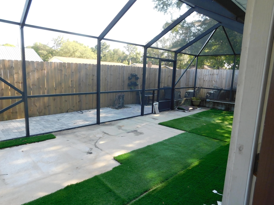 SCREENED PATIO