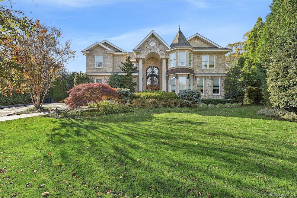 For Sale $2,499,000 • Co-Listing Agent