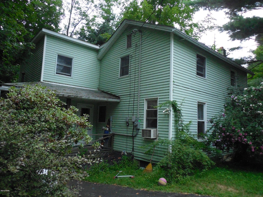 114 Falls Ave, Hawley, PA 18428 - photo 1