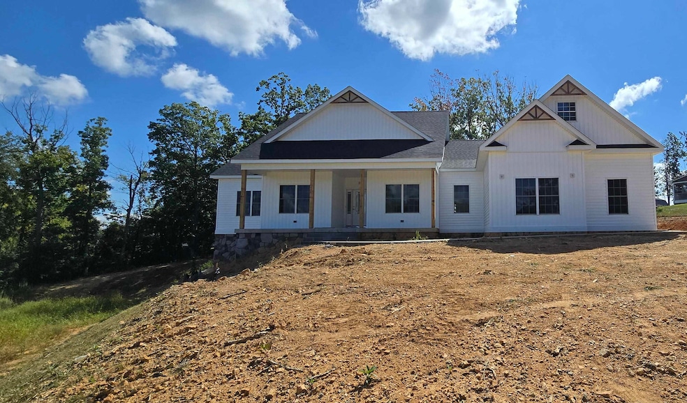 12 Valley Manor Dr, Staunton, VA 24401 - photo 1