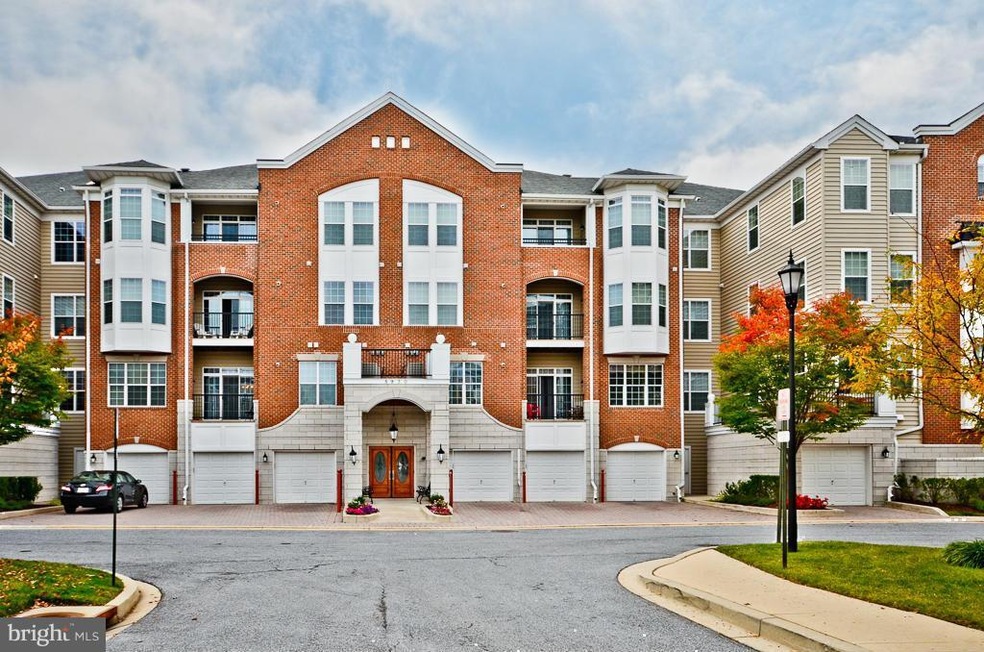 5930 Great Star Dr unit 404, Clarksville, MD 21029 - photo 1