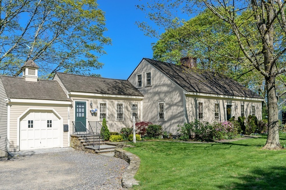 1299 Massachusetts Ave unit 1299, Lexington, MA 02420 - photo 1