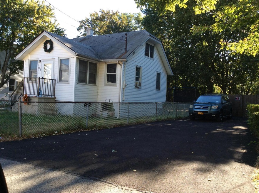 28 Church Ave, Staten Island, NY 10314 - photo 1