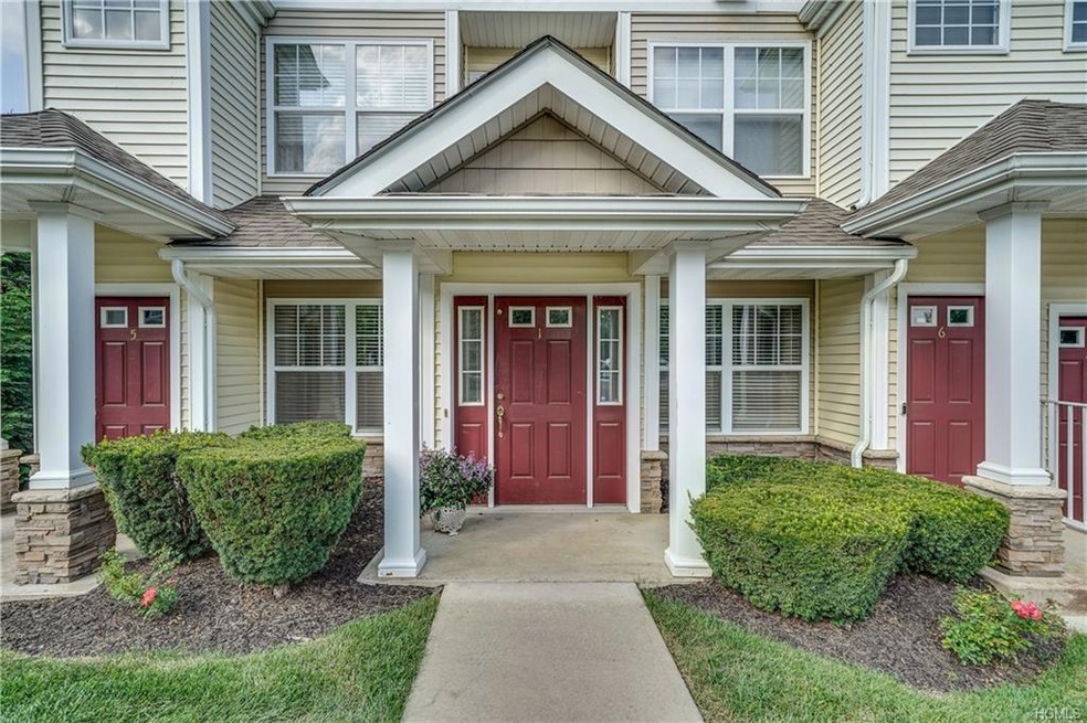 19 Putters Way unit 1, Middletown, NY 10940 - photo 1