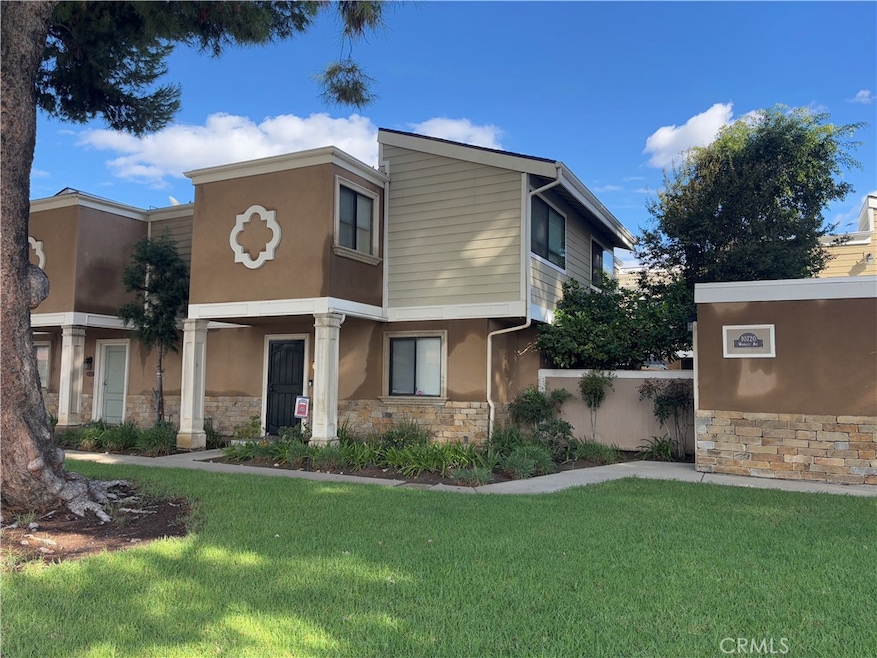 10720 Woodley Ave unit 3, Granada Hills, CA 91344 - photo 1