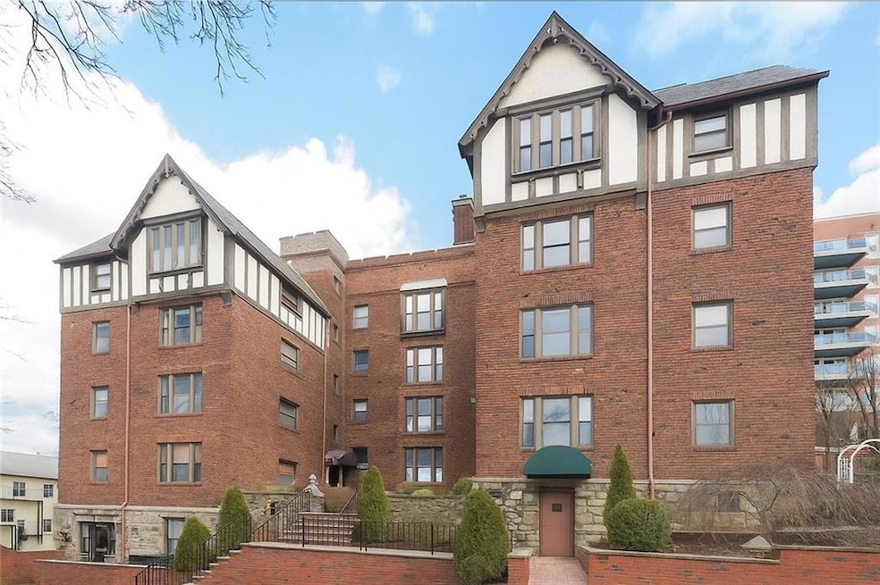 For Sale $199,000 • Co-Listing Agent