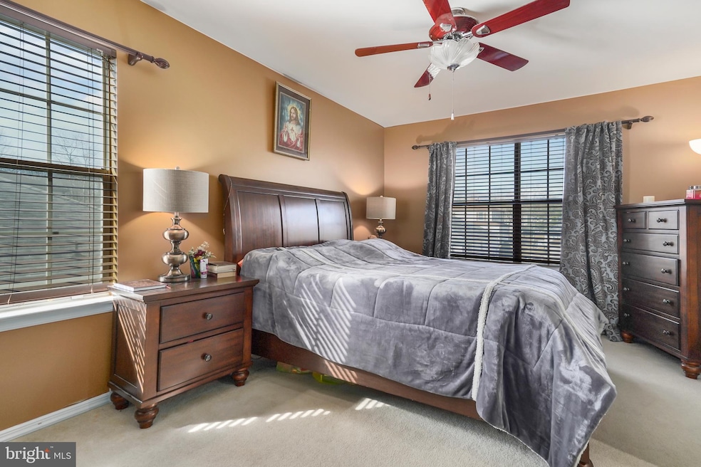 17 Canterbury Ct, Old Bridge, NJ 08857 - photo 1