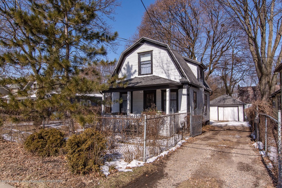 001-902 W Willow Lansing -Medium