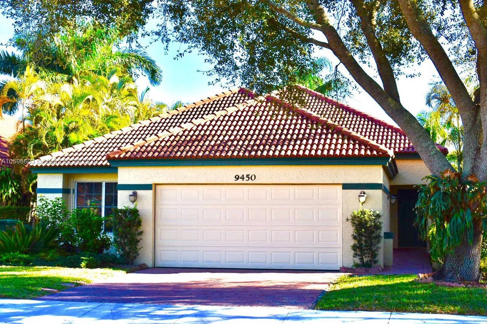 9450 Oak Grove Cir, Davie, FL 33328 - photo 1