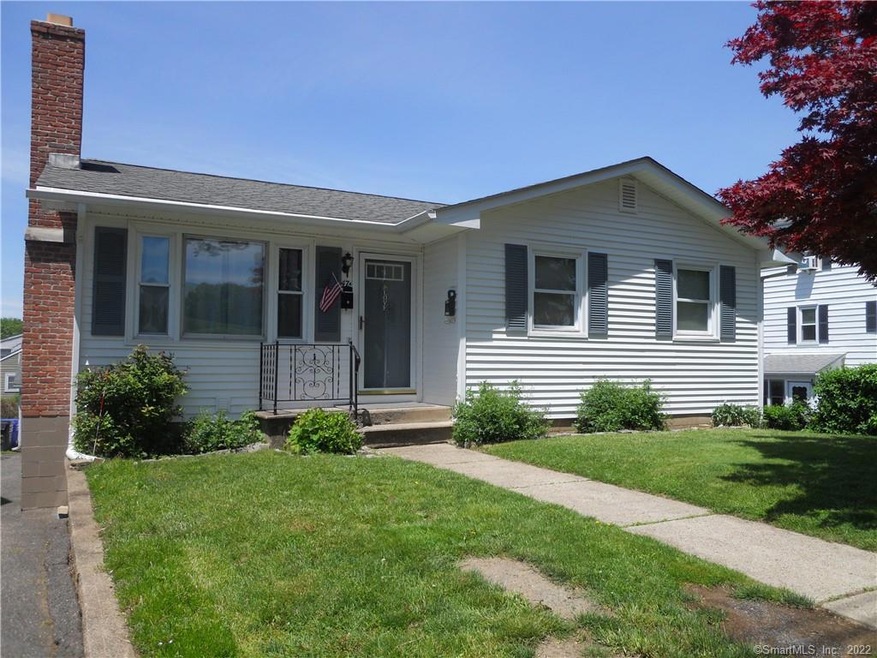 47-a Hospital Ave, Danbury, CT 06810 - photo 1