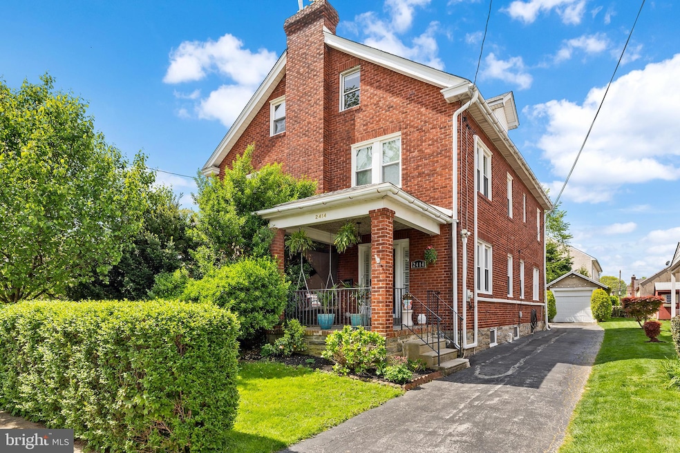 2414 Chestnut Ave, Ardmore, PA 19003 - photo 1