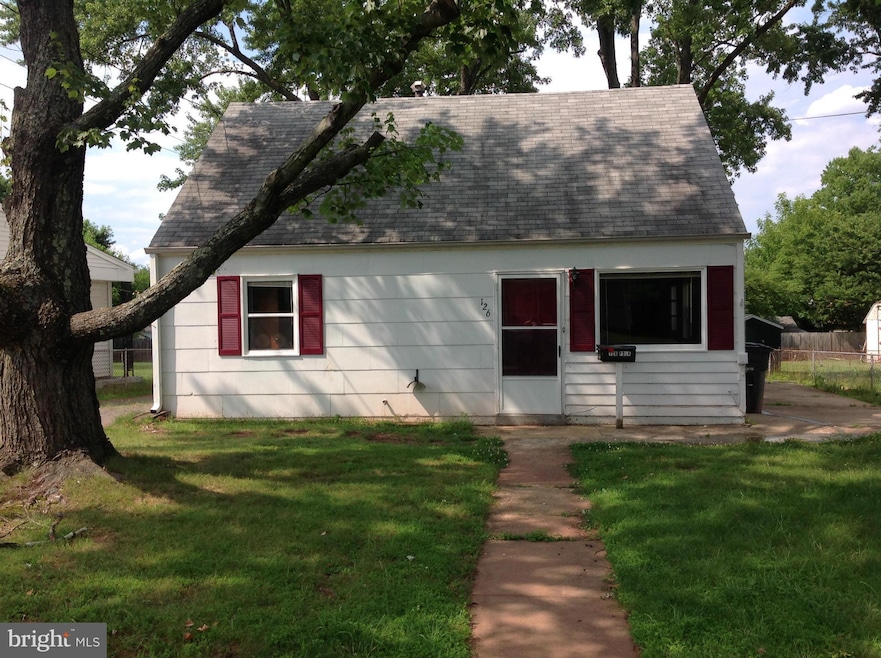 126 Polk Dr, Manassas Park, VA 20111 - photo 1