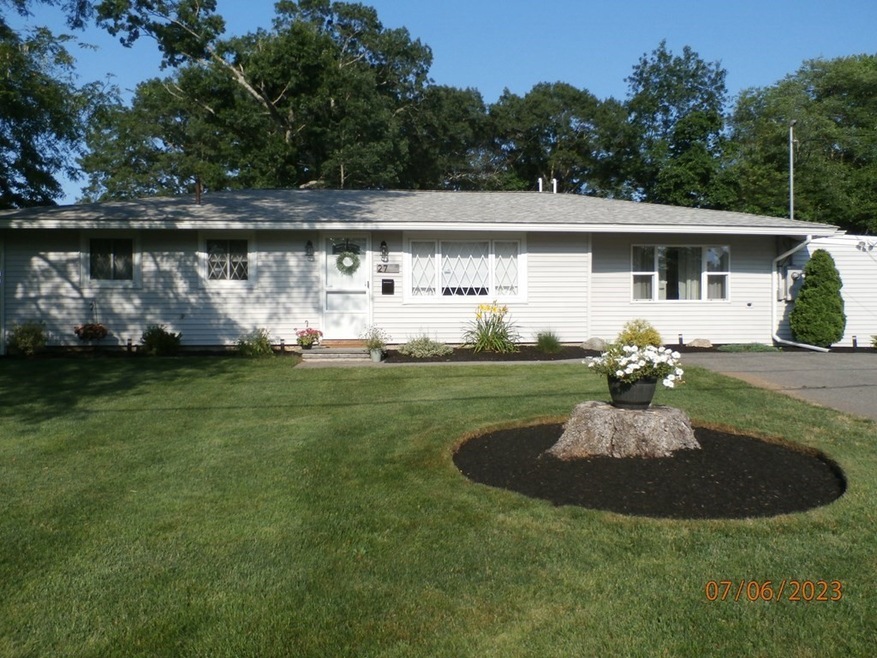 27 Connell Ave, Brockton, MA 02302 - photo 1