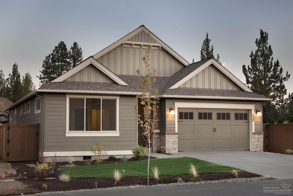 20875 Gateway Dr, Bend, OR 97702 - photo 1