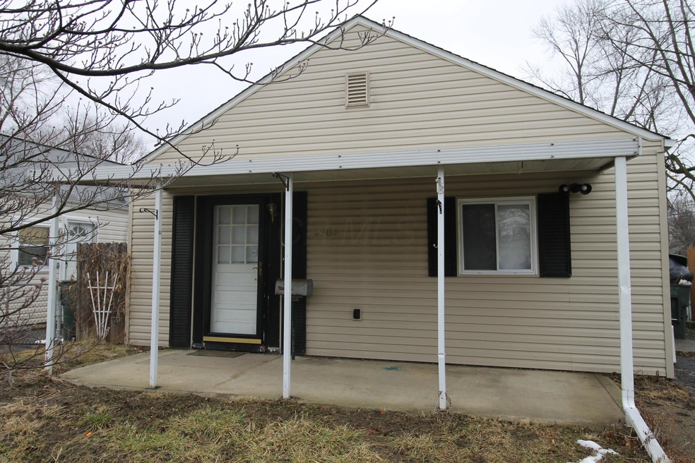 2906 Pontiac St Columbus, OH 43224