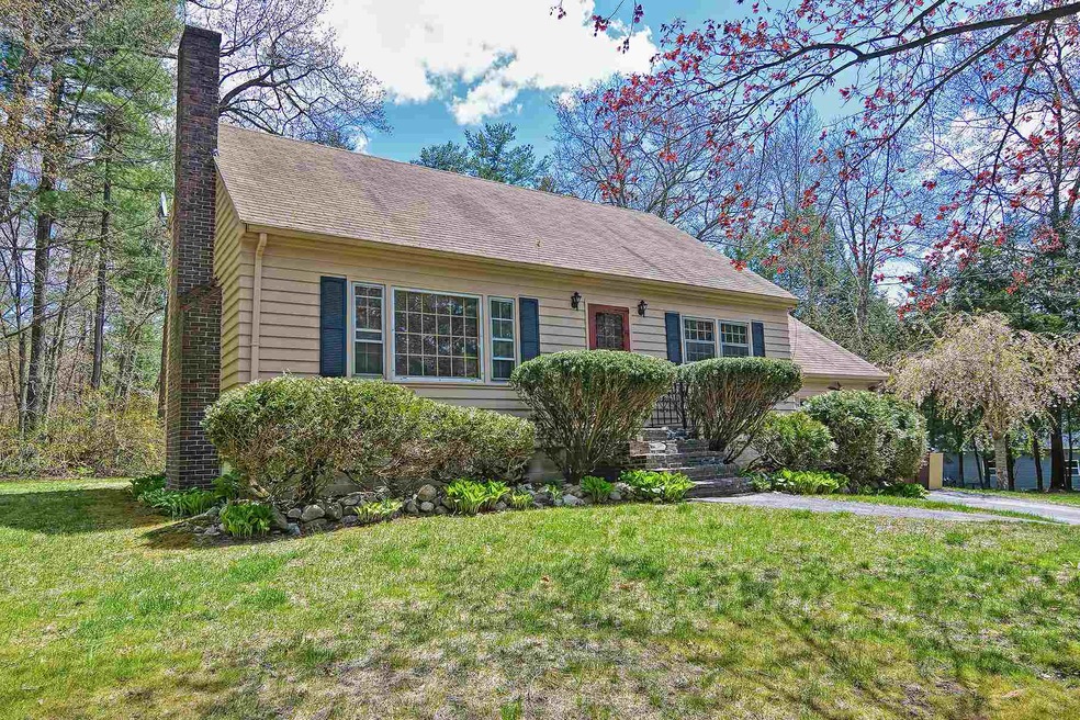 4 Sharon Rd, Windham, NH 03087 - photo 1