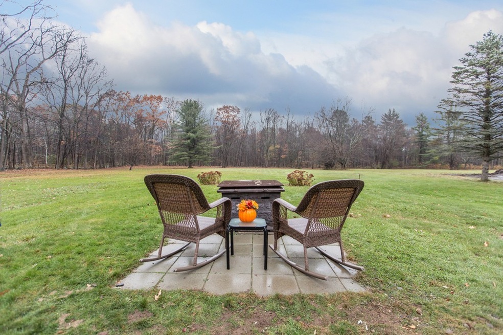 825 N Broadway, Haverhill, MA 01832 - photo 1